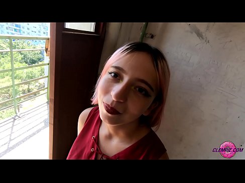 ❤️ Studentin saugt einen Fremden im Outback - Sperma auf seinem Gesicht ❤ Porno bei porn de.hentaiser.ru ❤